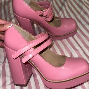 Brand New Steve Madden Pink Platform Mary Jane Shoes